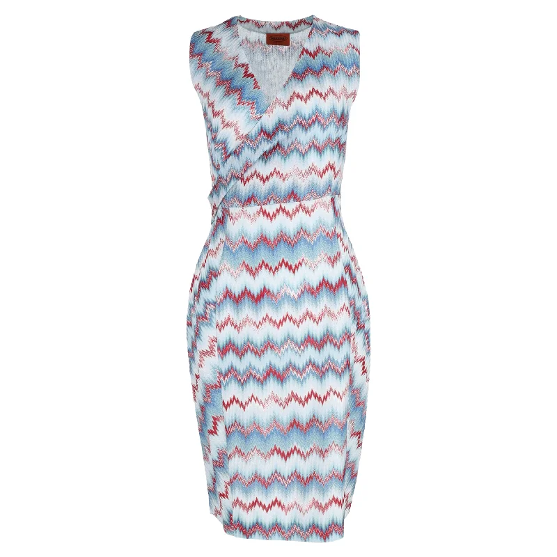 Contemporary Chic Missoni V-neck Sleeveless Mini Dress in Light Blue Zigzag Viscose