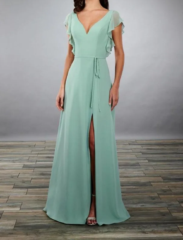 Seasonal Fashion A-Line Bridesmaid Dress Bateau Neck / Straps / Plunging Neck Short Sleeve Open Back Floor Length Chiffon / Shantung / Imitated Silk with Sash / Ribbon / Pleats / Ruffles