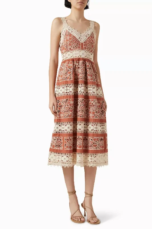 Father'S Day Deals Joah Embroidery Midi Dress In Brick