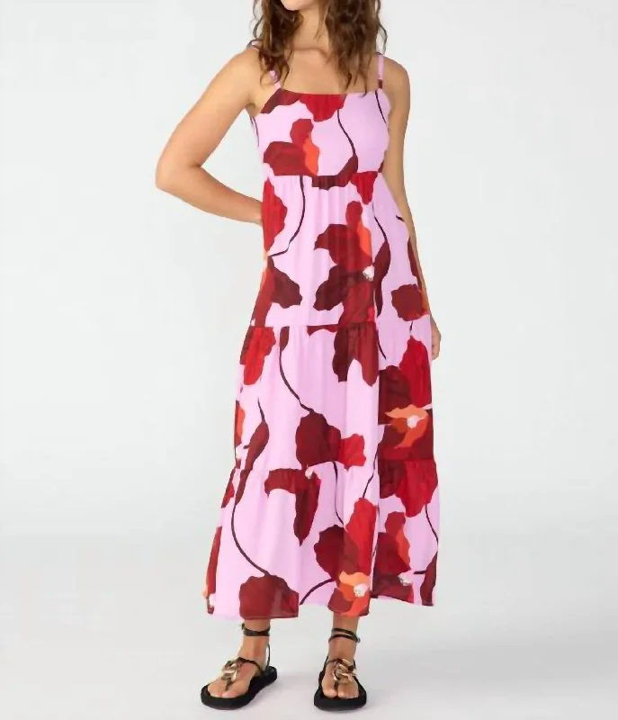 Summer Splash Sale Getaway Maxi Dress In Enchanted