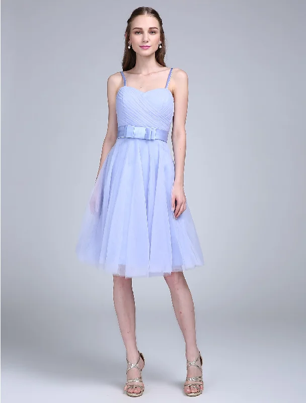 Chic Style A-Line Bridesmaid Dress Spaghetti Strap Sleeveless Knee Length Tulle with Bow(s) / Criss Cross