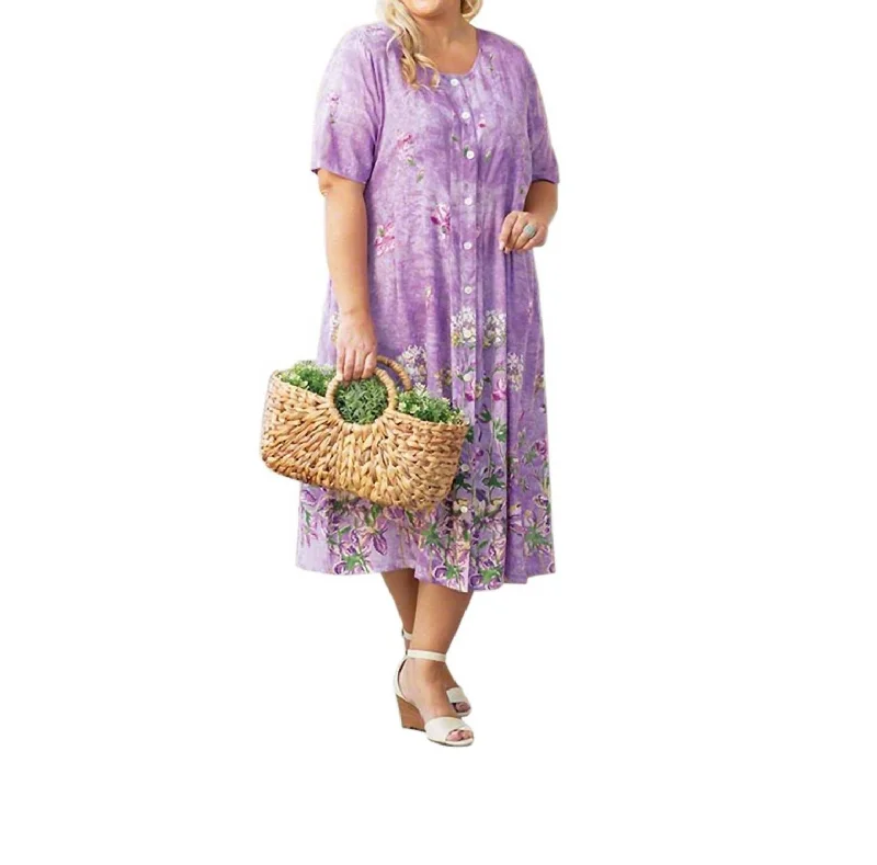 Style Upgrade Floral Print Short Sleeve Plus Size Dress In Lavender