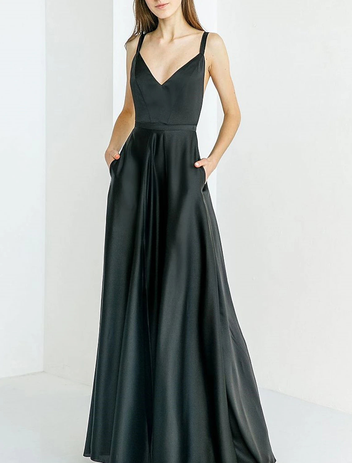 Budget-Friendly Fashion A-Line Bridesmaid Dress Spaghetti Strap Sleeveless Open Back Floor Length Stretch Satin with Split Front / Solid Color