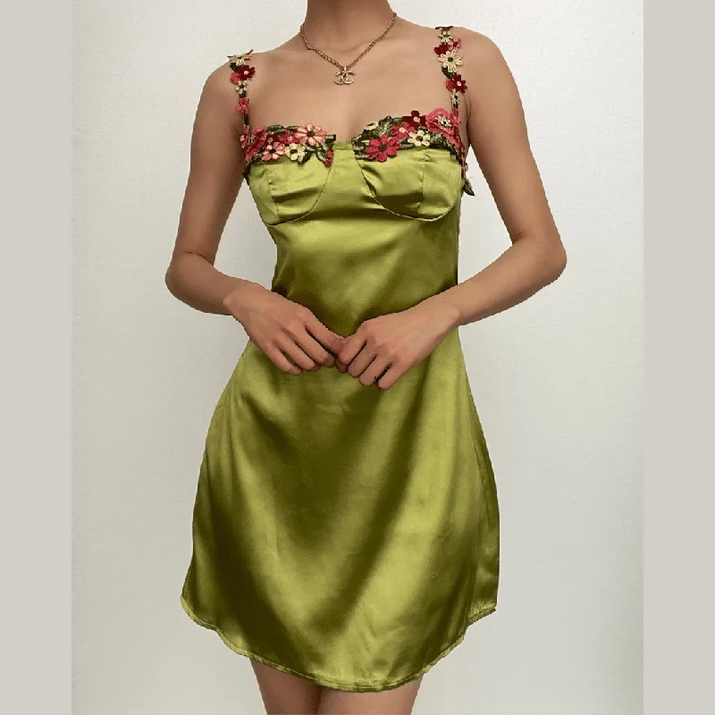 Fashion Sale Satin flower applique contrast zip-up cami mini dress