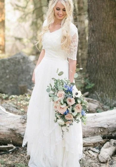 Anniversary Sale Country/Western Modest V-Neck Half-Sleeves Lace Casual Draping Multi-Layer Wedding Dress