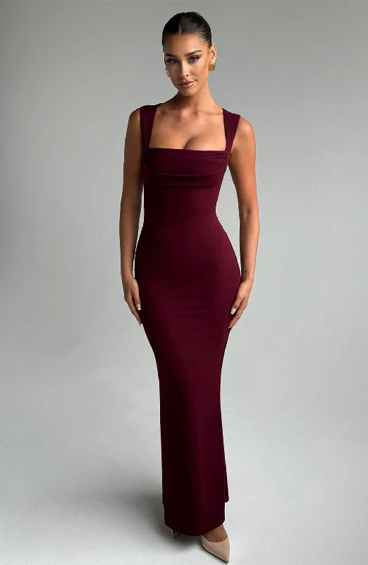 Mid - Week Surprise Helena Maxi Dress - Cherry Lacquer