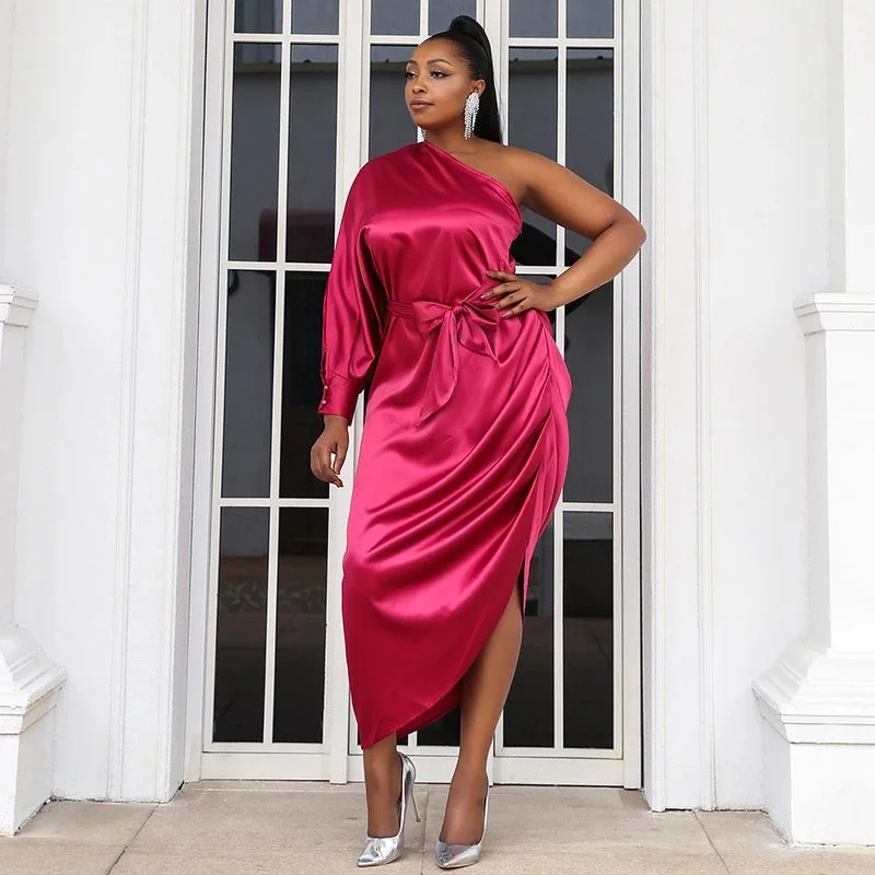 Score Big On Glamorous Red - Carpet Styles SASKIA PLUS Formal Couture Dress